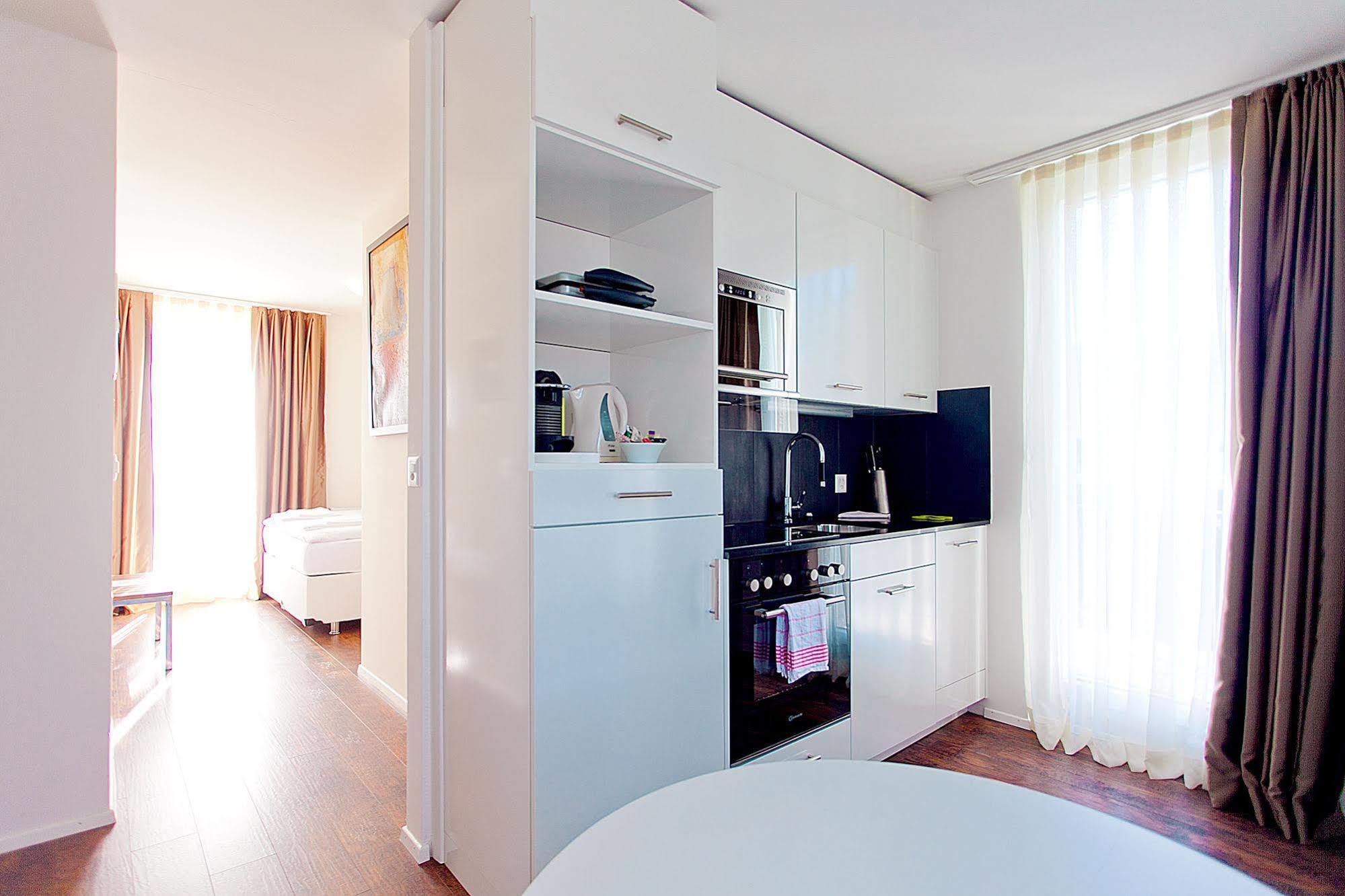 Suite Apartments By Livingdowntown Zürich Kültér fotó